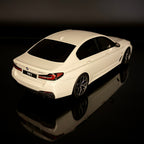 宝马 545e xDrive G30 M Sport 2021 阿尔卑斯白 1:18 GT Spirit 收藏模型
