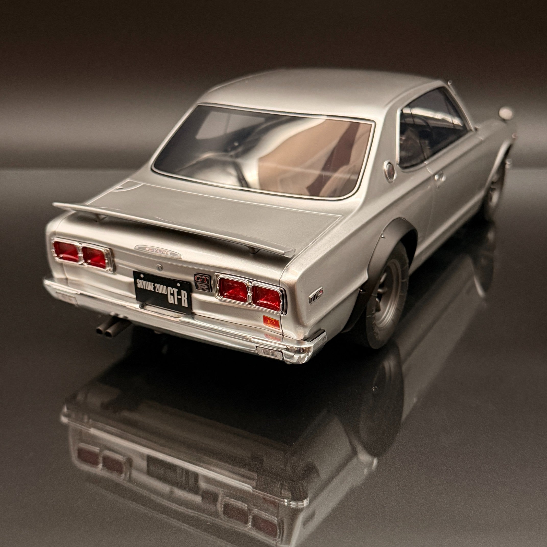 Nissan Skyline 2000 GT-R KPGC10 1971 Silver 1:12 OTTO G094 Classic Model