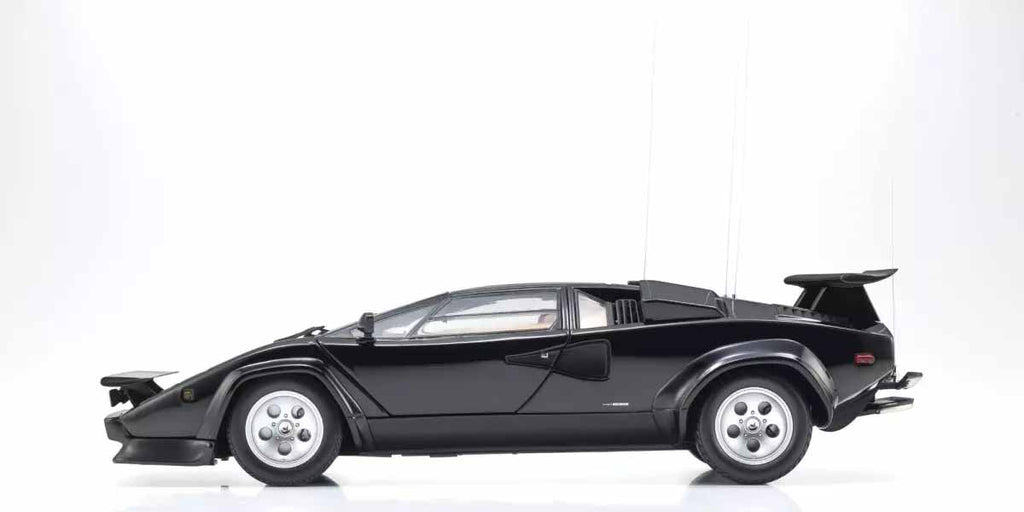 Lamborghini Countach LP400S The Cannonball Run sort 1:18 fra Kyosho