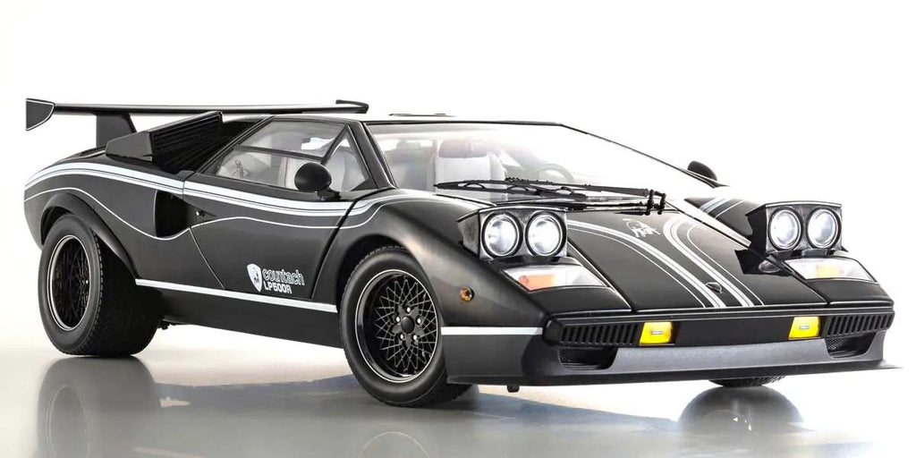 Lamborghini Countach LP500R – Schwarz im Maßstab 1:12 von KYOSHO