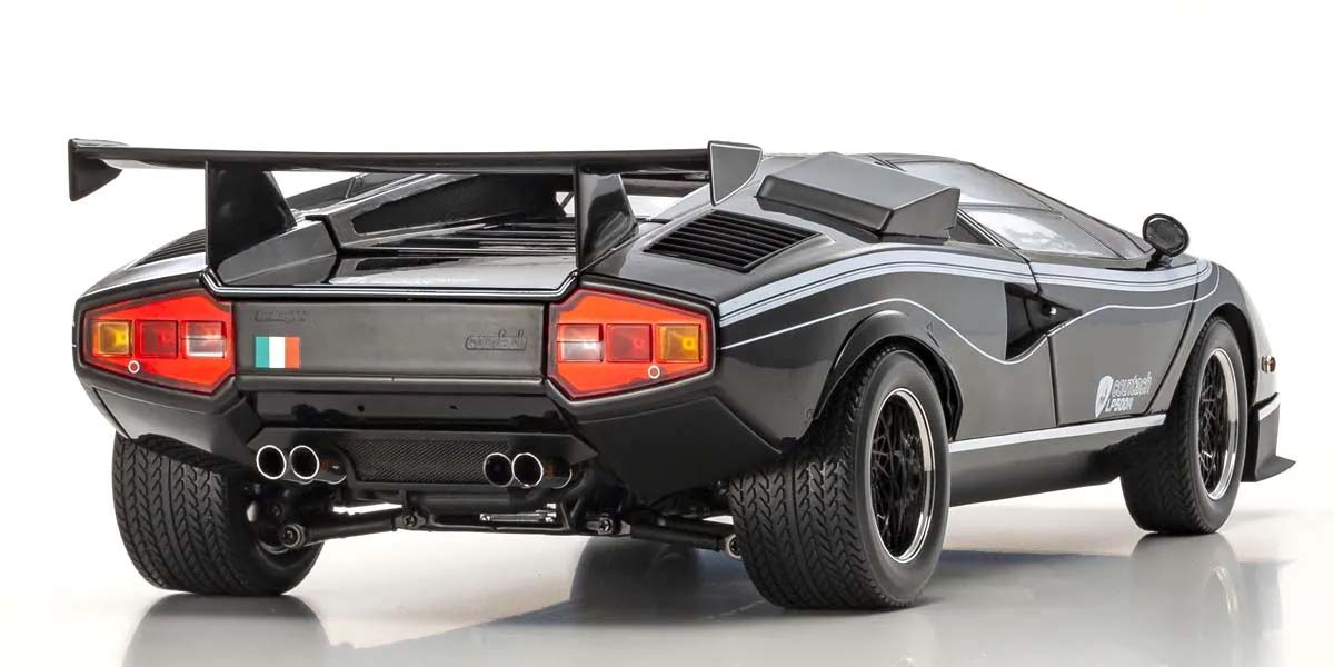 Lamborghini Countach LP500R – Schwarz im Maßstab 1:12 von KYOSHO