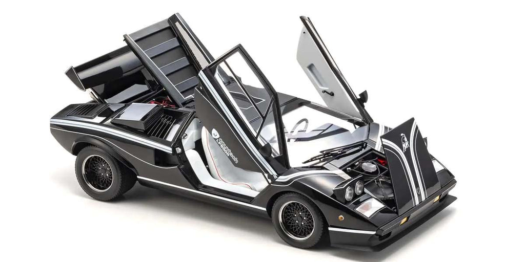 Lamborghini Countach LP500R – Schwarz im Maßstab 1:12 von KYOSHO
