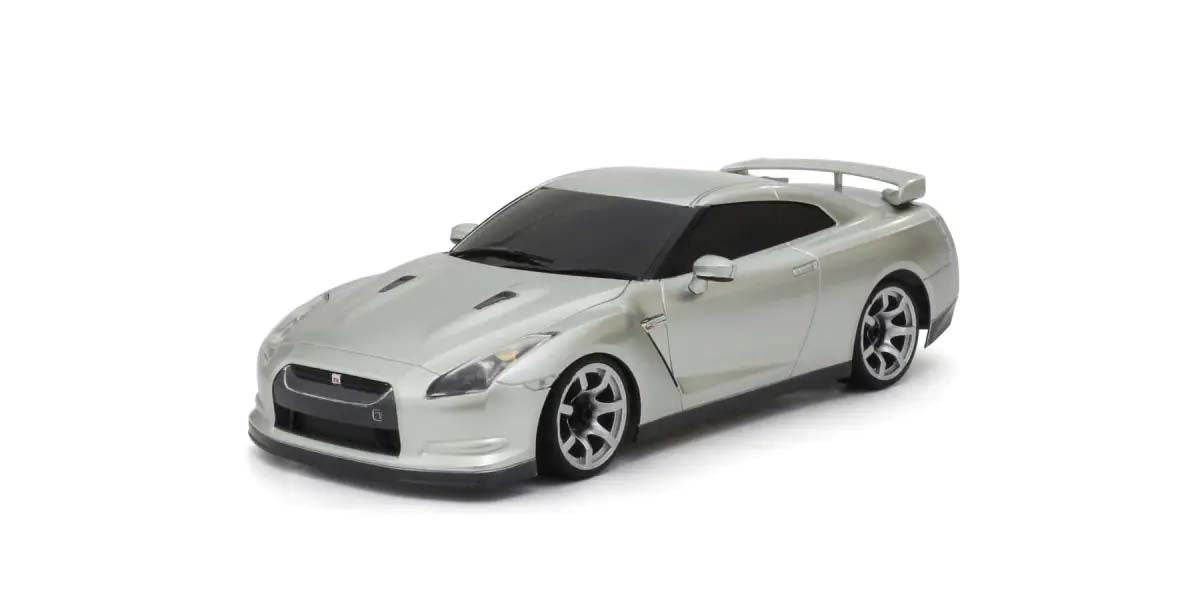 Primer Mini-Z Nissan GT-R (R35) Plateado – Coche RC 1:28 de KYOSHO