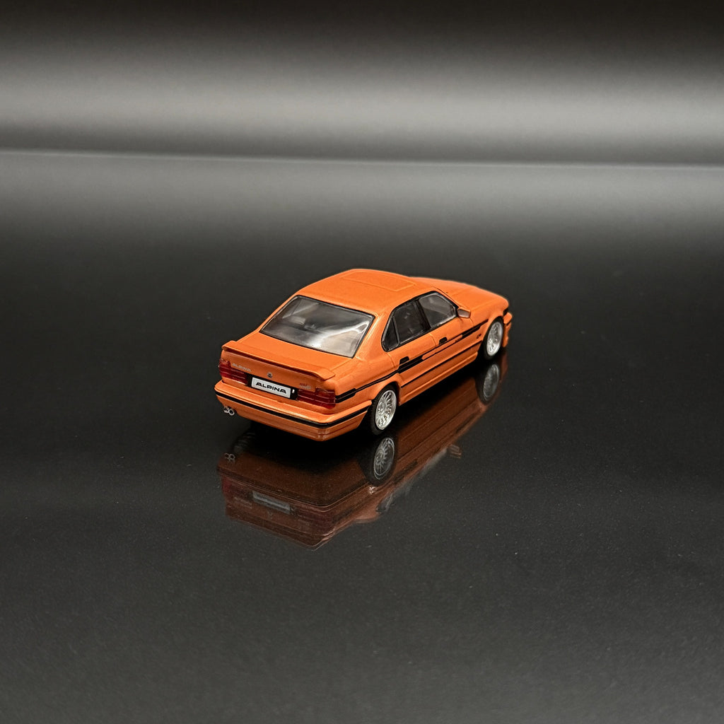 Alpina B10 Biturbo 1994 Orange 1:43 Classic BMW Performance Model Car