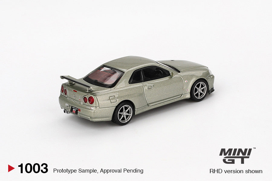Nissan Skyline GT-R (R34) V-Spec II Nür Millennium Jade 1:64 Diecast-Modell