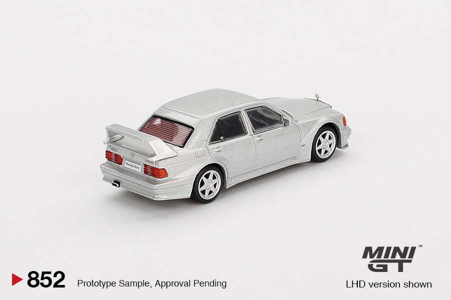 Mercedes-Benz 190E 2.5-16 Evolution II Astralsilber 1:64 Diecast-Modell