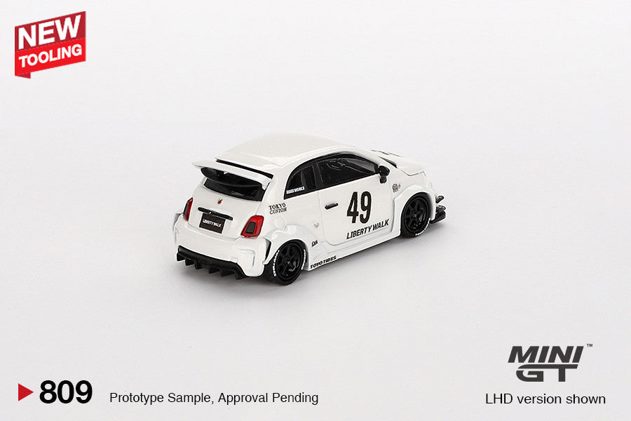 LB-WORKS x Abas Works Abarth 595 Gara White 1:64 Diecast-Modell