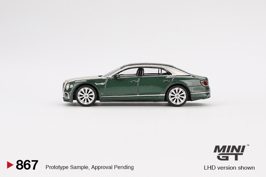 Bentley Flying Spur White Sand / Verdant 1:64 Diecast-Modell