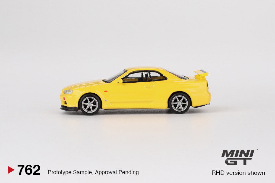 Nissan Skyline GT-R (R34) V-Spec Lightning Yellow 1:64 Diecast-Modell