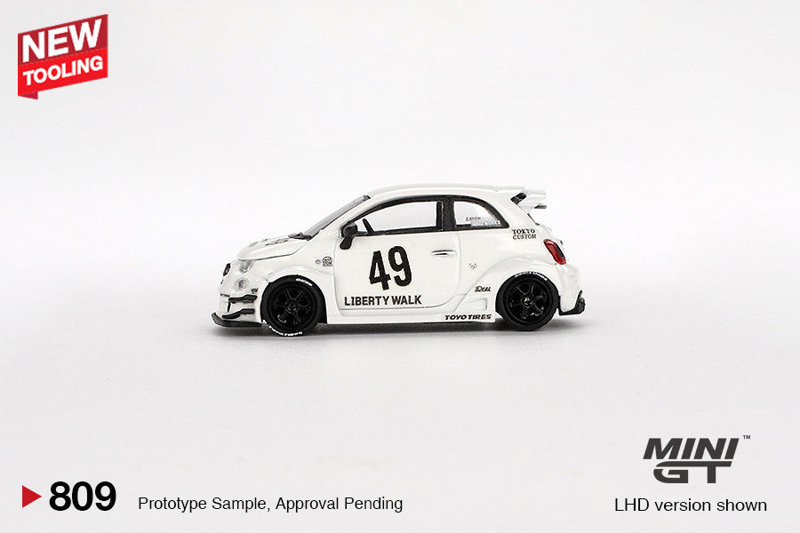 LB-WORKS x Abas Works Abarth 595 Gara White 1:64 Diecast-Modell