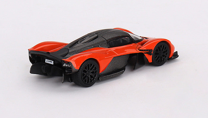 Aston Martin Valkyrie Maximum Orange Modellauto (Druckguss) im Maßstab 1:64