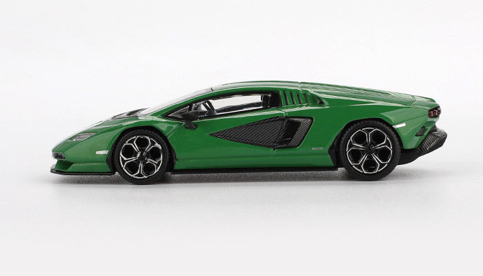 Lamborghini Countach LPI 800-4 Verde Medio 1:64 Diecast-Modell