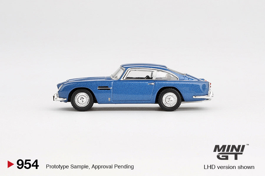 Aston Martin DB5 Sierra Blau 1:64 Diecast-Modell