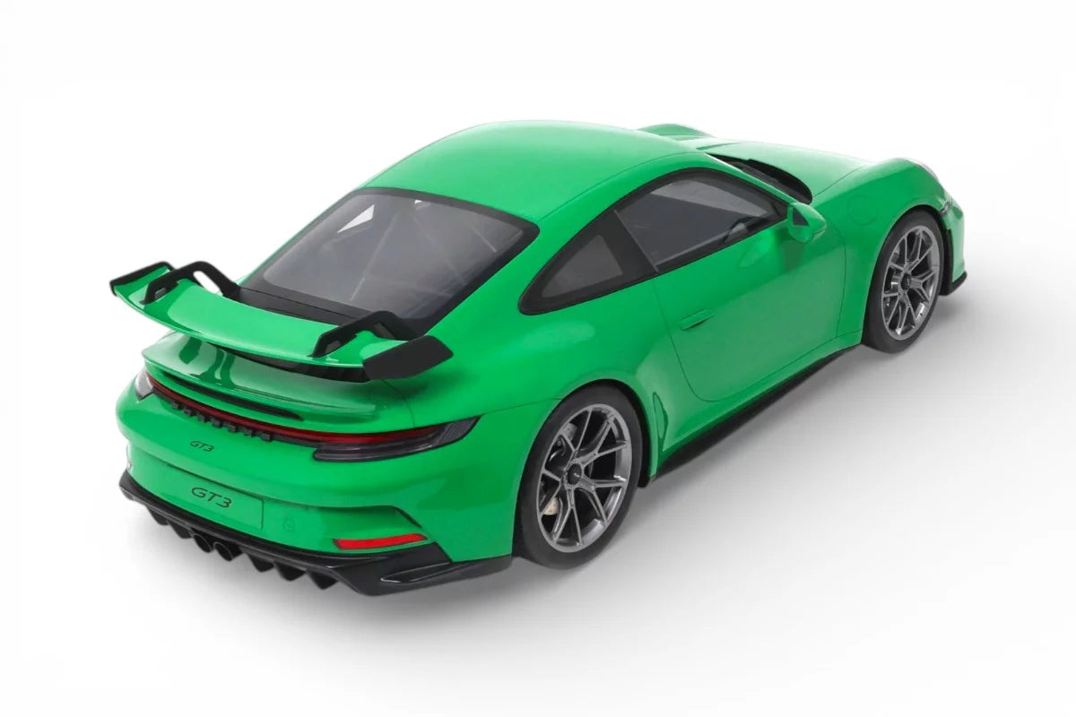 Porsche 911 992 GT3 1/8 GT Spirit