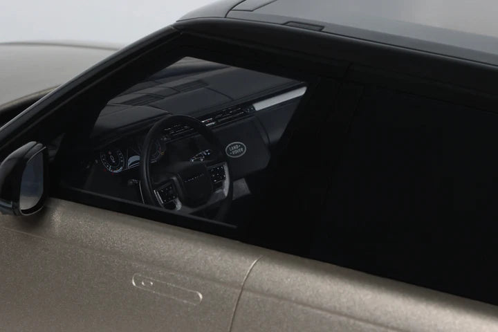 Range Rover P530 Autobiography (Gold) 1/12 GT Spirit
