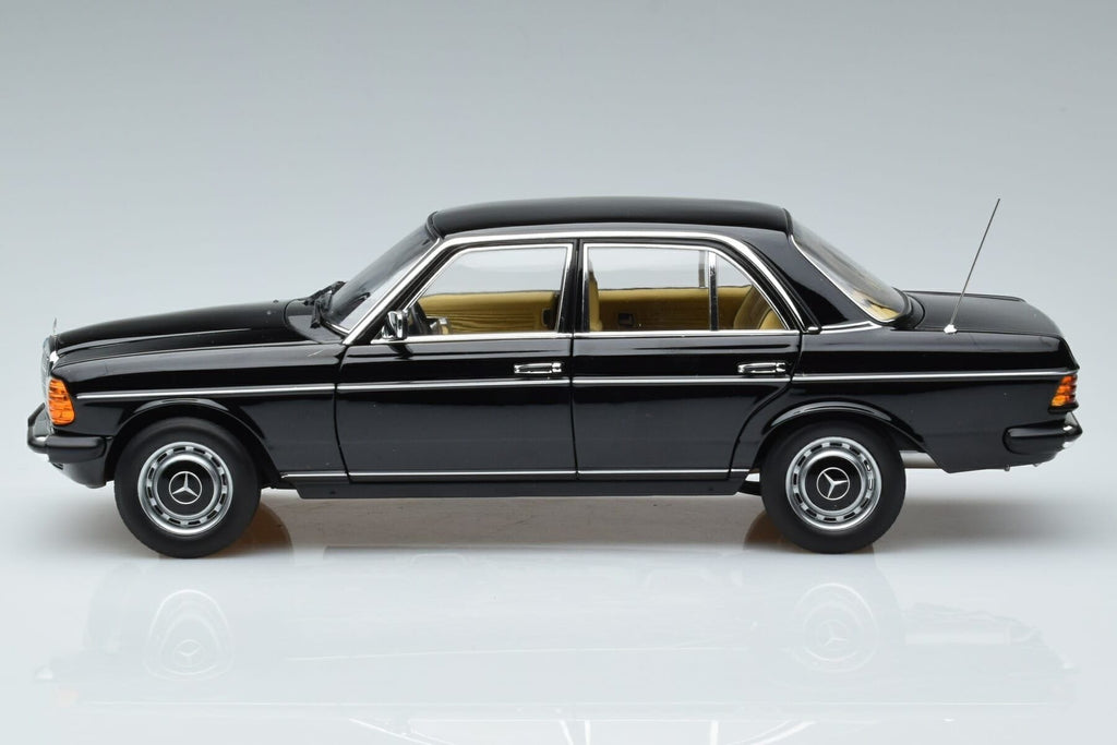 Norev Mercedes Benz 230 E W123 1980 Schwarz 1/18