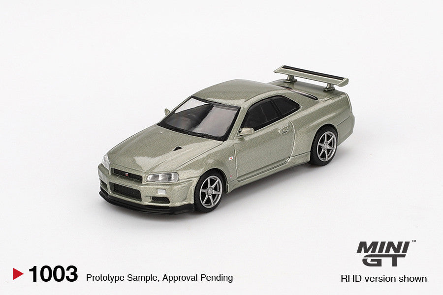 Nissan Skyline GT-R (R34) V-Spec II Nür Millennium Jade 1:64 Diecast-Modell