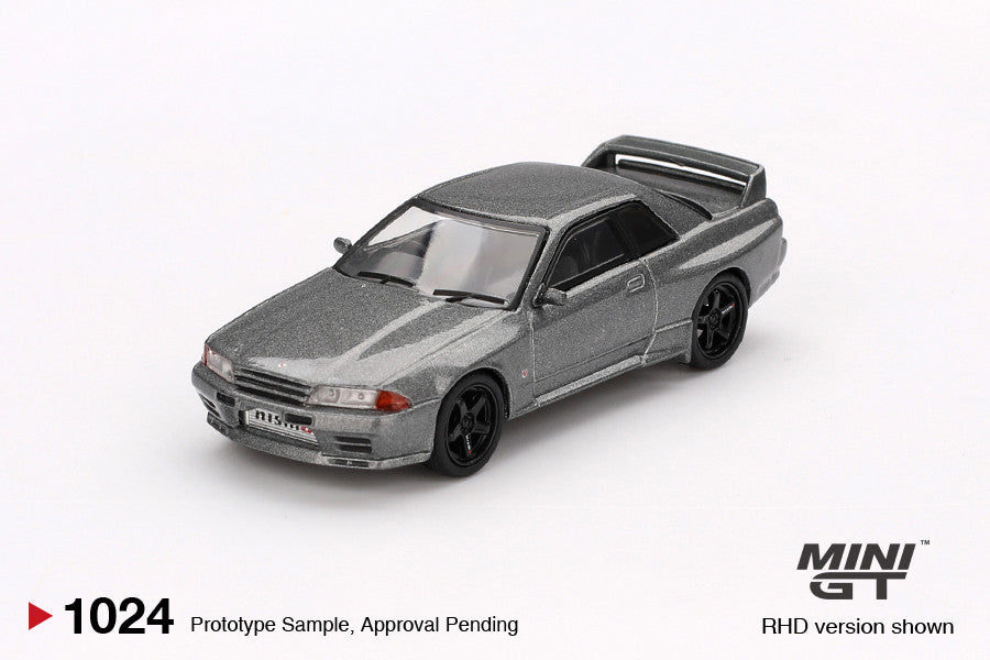 Nissan Skyline GT-R (BNR32) NISMO CRS Version Dark Metal Gray Diecast-Modell im Maßstab 1:64