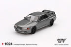 Nissan Skyline GT-R (BNR32) NISMO CRS Version Dark Metal Gray Diecast-Modell im Maßstab 1:64