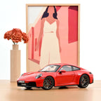Norev 1/18 2025 Porsche 911 Carrera 4 GTS - Indischrot