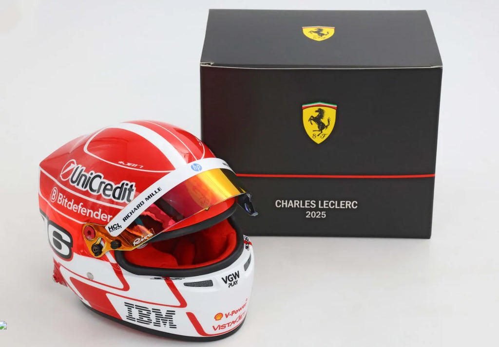 Charles Leclerc #16 Saison 2025 Minihelm von Bell im Maßstab 1:2