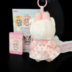 POP MART The Monsters Labubu × Hello Kitty and Friends Series Hello Kitty vinylplüss-medál