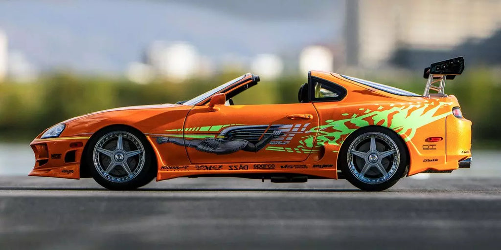 Toyota Supra Fast & Furious Orange Pearl 1:18 støbt model fra Kyosho